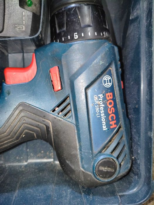 Шуруповёрт аккумуляторный Bosch