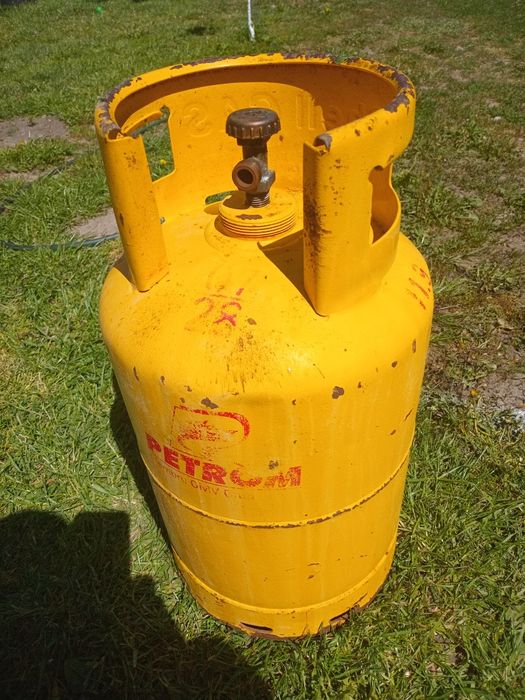 Vand butelie aragaz galbena  cu guler