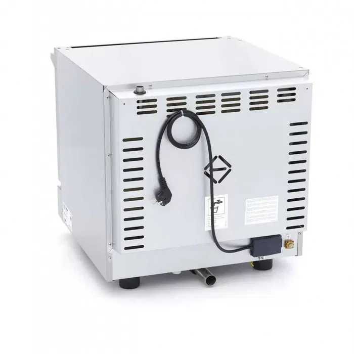 ЧИСТО НОВ конвектомат Maxima 4x GN 2/3 с ПАРА – 2300 лв. вместо 3000!