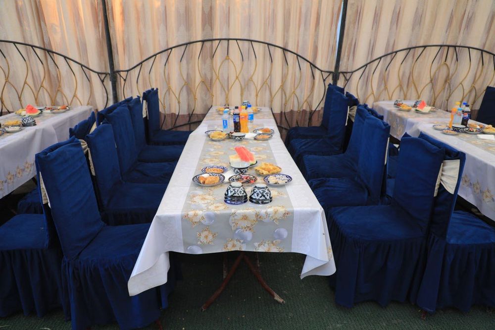 Stol stullar srochni orzonga sotiladi