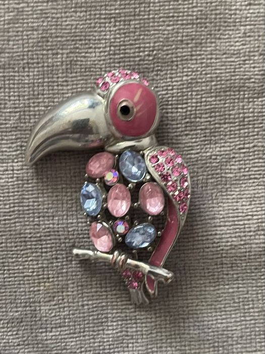 Брошь подарочная попугай