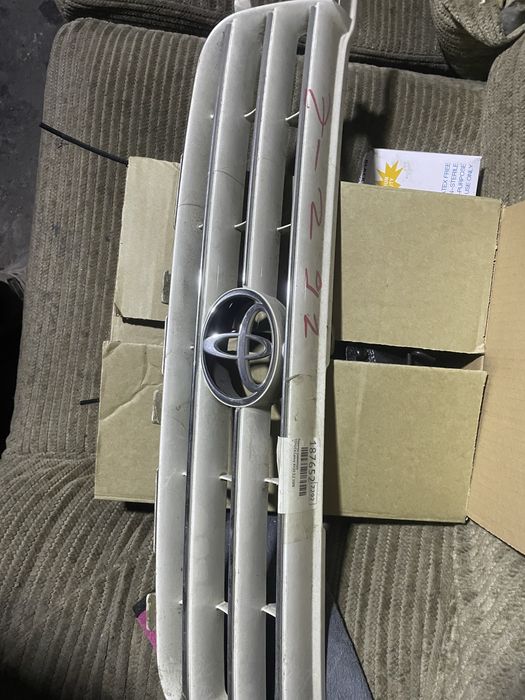 Решетка камри