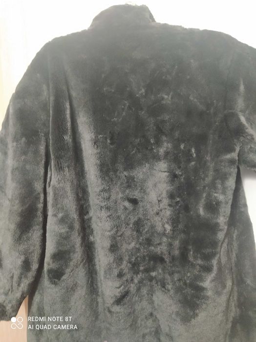 haine de blana impecabile nepurtate