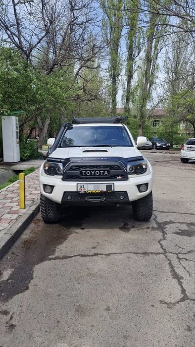 Фары на Toyota Surf-4runner 215 (рест.)