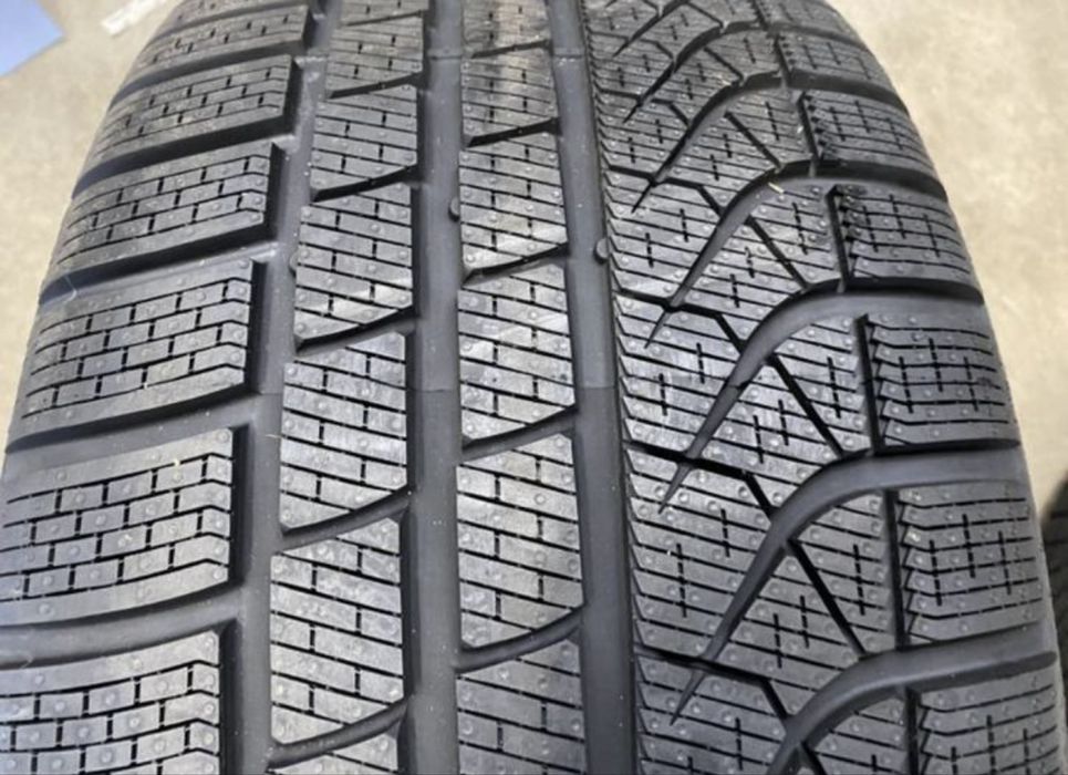 Ауди RS6/RS7 джанти 22 цола оригинални зимни гуми нови
