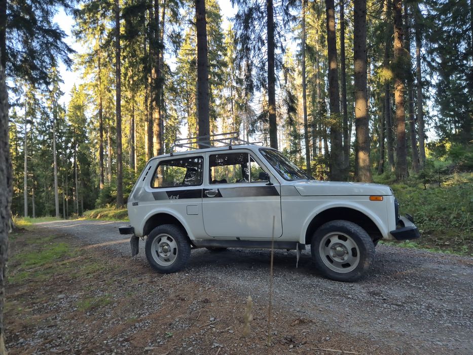 LADA Niva 1988 — imagine 3