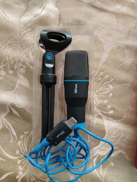 Продам микрофон за 2000 тенге