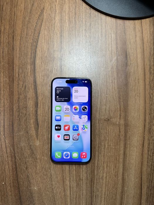 Iphone 15 pro 256 GB 87% baterie