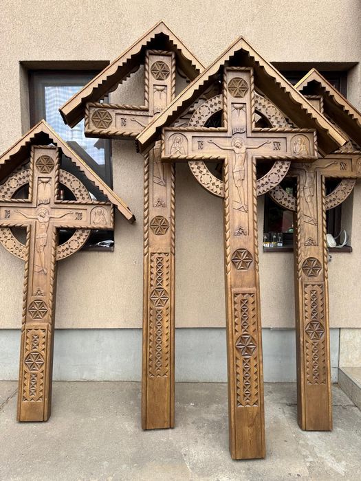 Troițe și cruci ortodoxe