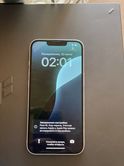Apple Iphone 13 в идеальном состоянии