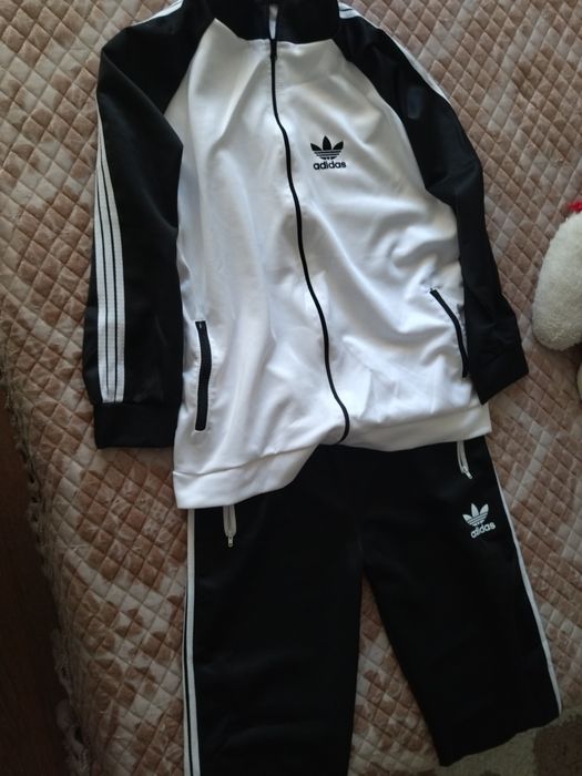 Продам женскую шубу