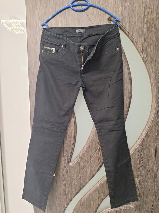 Bluejeans Only de dama marimea 40.