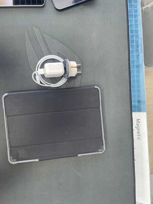 Apple iPad 6 Oтлично, 95% ёмкость, PUBG 60 FPS + Kоробка Dok