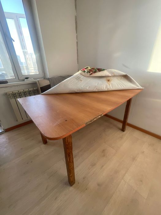 Стол для кухни бу состояние