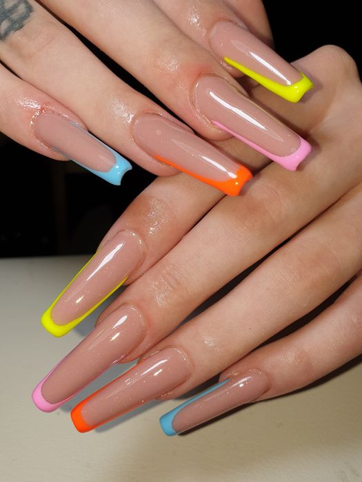 Aplic unghii cu gel!