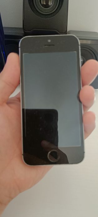 Продам Iphone 5s