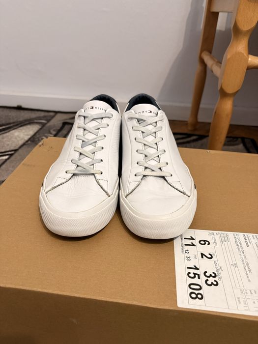 Обувки Tommy Hilfiger