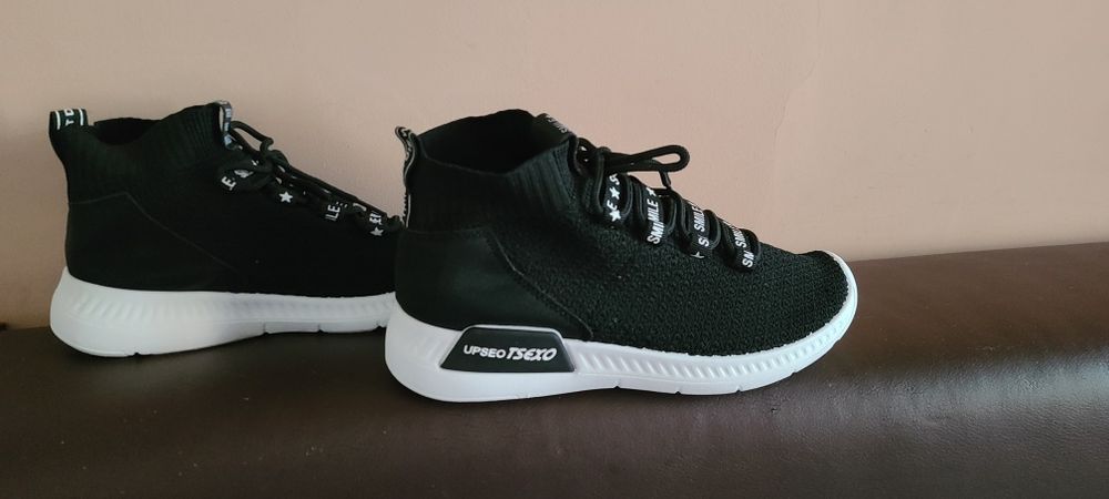 Продавам маратонки 36 номер