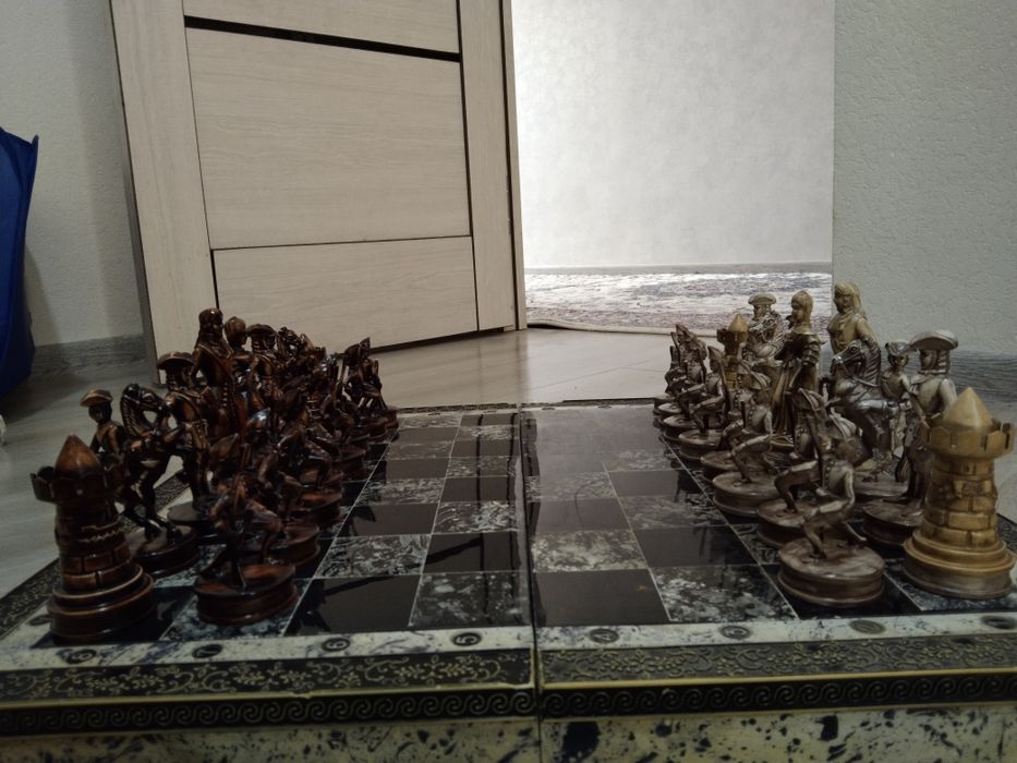 Shaxmad yongoqdan ishlangan