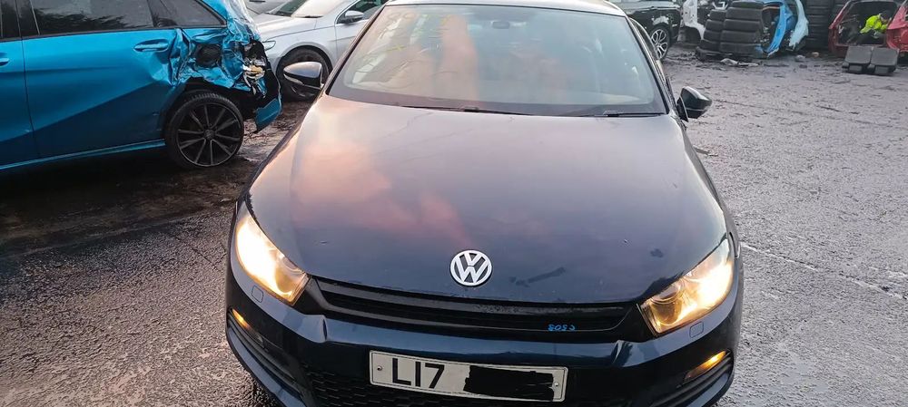 Dezmembrari / Dezmembrez Volkswagen Scirocco (137) Coupe 1.4 TSI CAXA cutie viteze manuala cod culoare LH5X