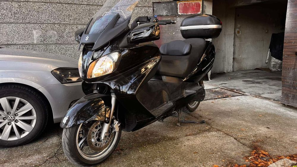Suzuki Burgman 650