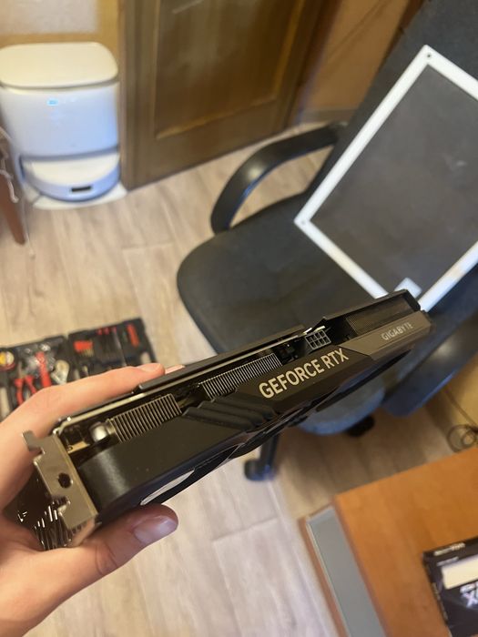 Видеокарта Gigabyte RTX 4060 8gb