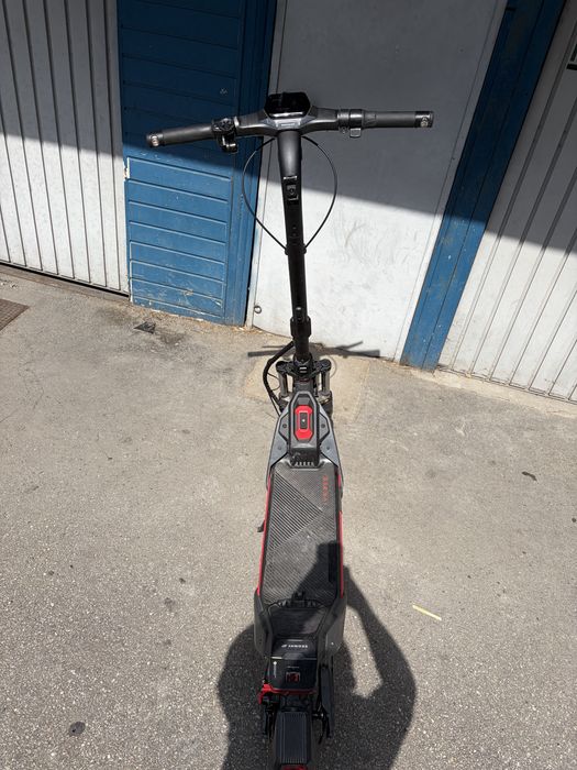 Trotineta Segway ZT 3 Pro