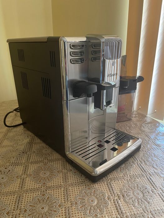 Aвтоматична кафемашина Saeco Incanto Deluxe