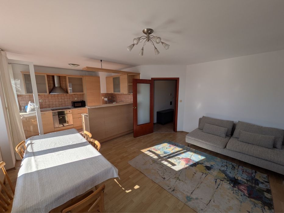 Дава се под наем Тристаен апартамент в Варна, Спортна зала - 110 кв.м за 816 € - Снимка #14