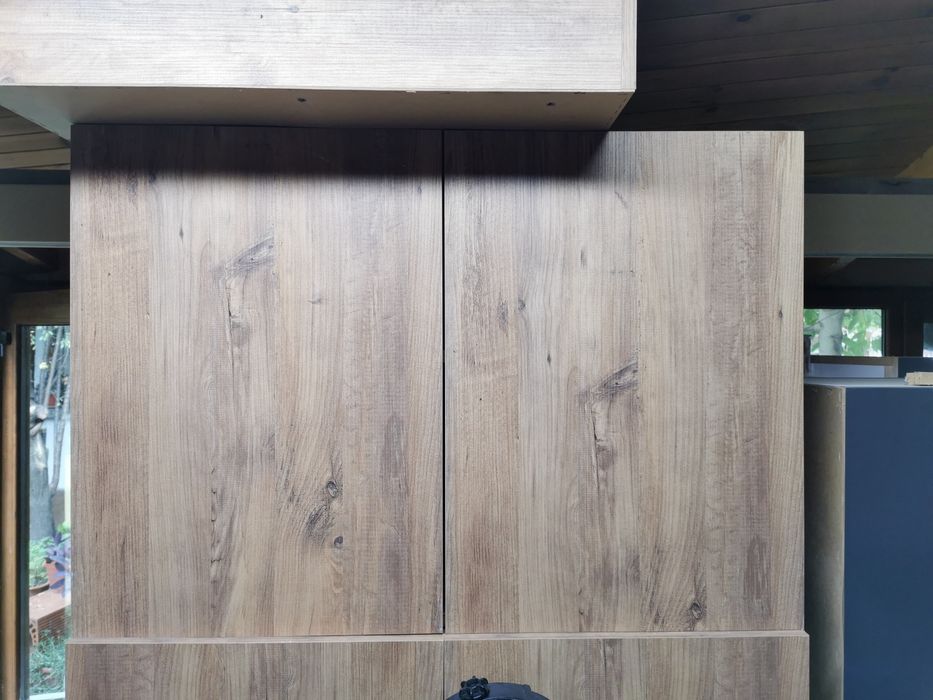 Кухненски шкафове цена до края на месеца