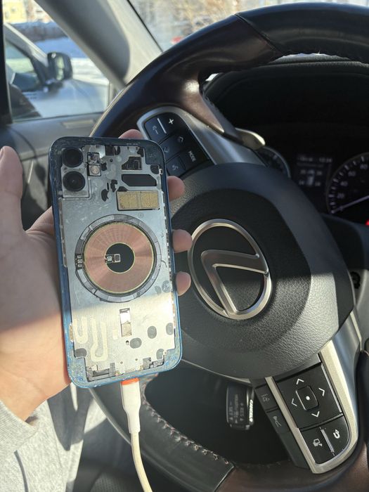 Продам iphone 12 128gb