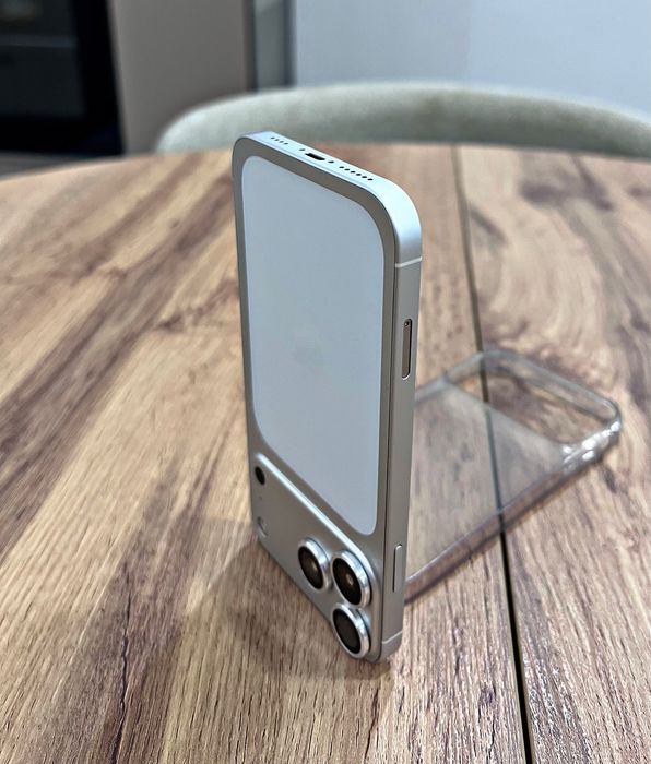  iPhone XR/256GB В корпусе Айфон 17 PRO