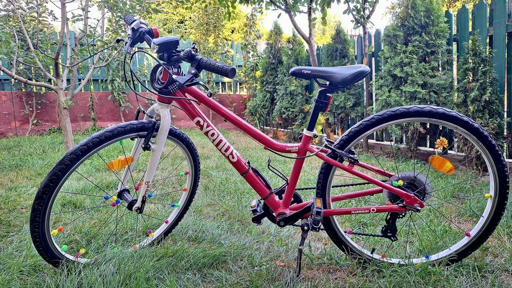 Bicicleta super usoara Cygnus Superlight 24