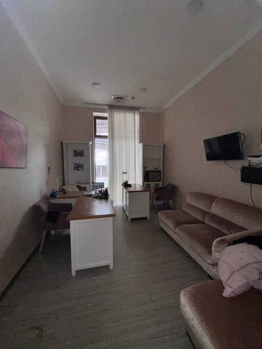 Сдаётся Помещение на Малике 850м2 один этаж (N170)