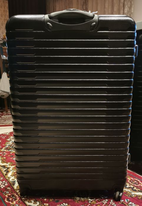 Голям куфар XL 136 литра, с протектор