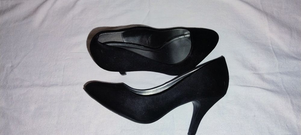 Pantofi cu toc de 8 cm