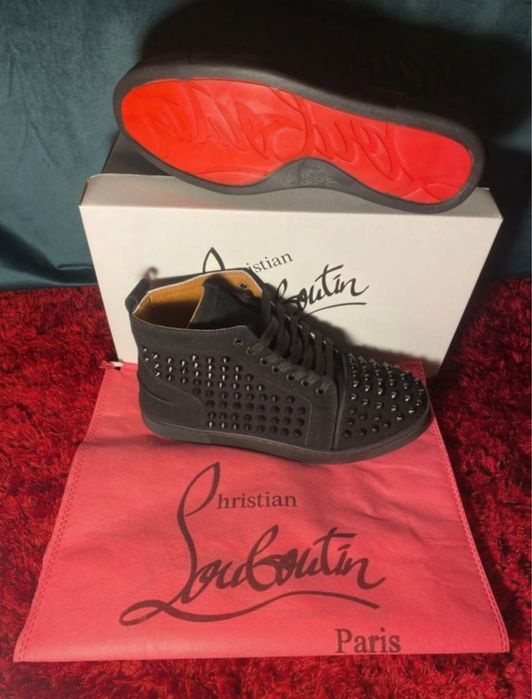 Black Louboutin size 41-42