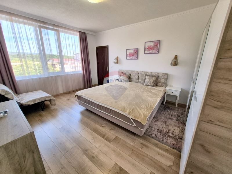 Продава се Двустаен апартамент в с. Кранево, Област Добрич - 81 кв.м за 819 €/кв.м - Снимка #5