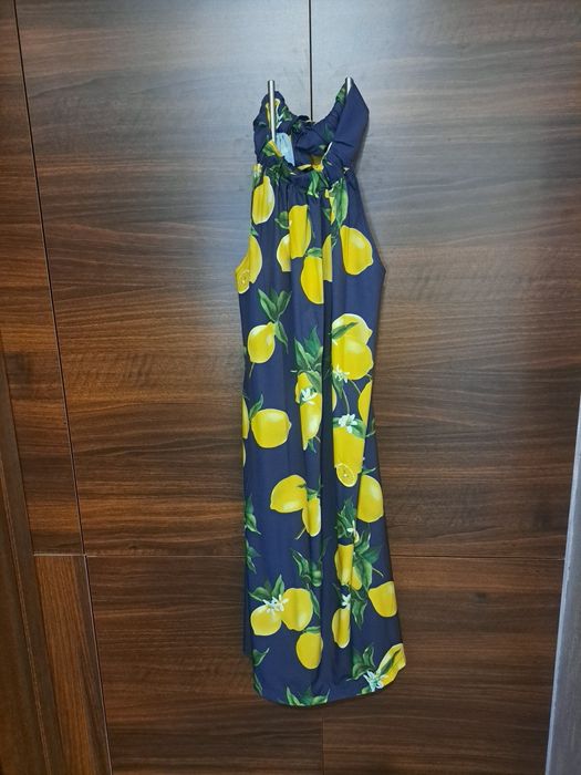 Ефирна рокличка на лимони