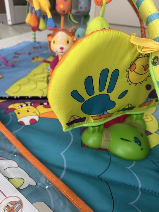 Развивающий коврик tiny love