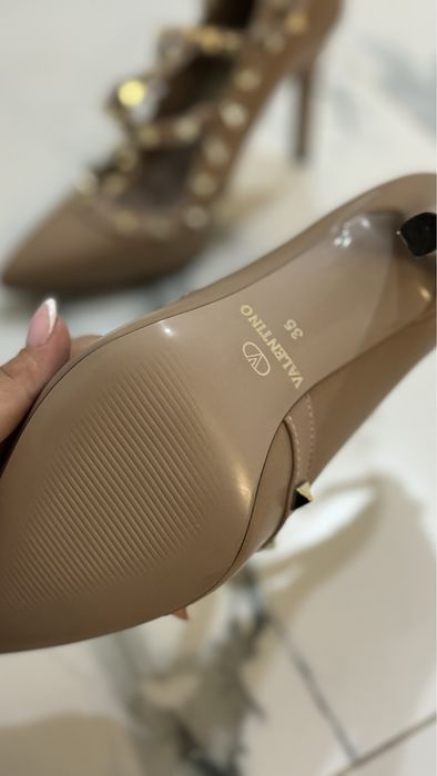 Продам новые туфли