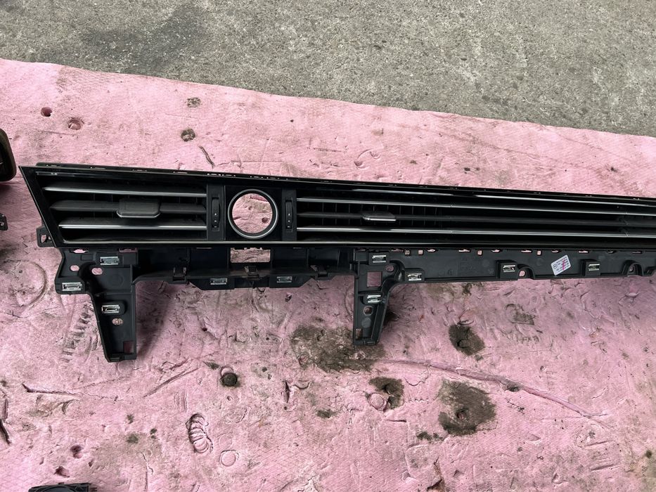 Grila grila plansa bord grila grile interior passat b8