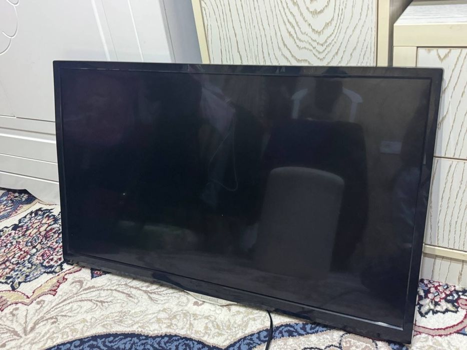 Telvizor 32 sotiladi