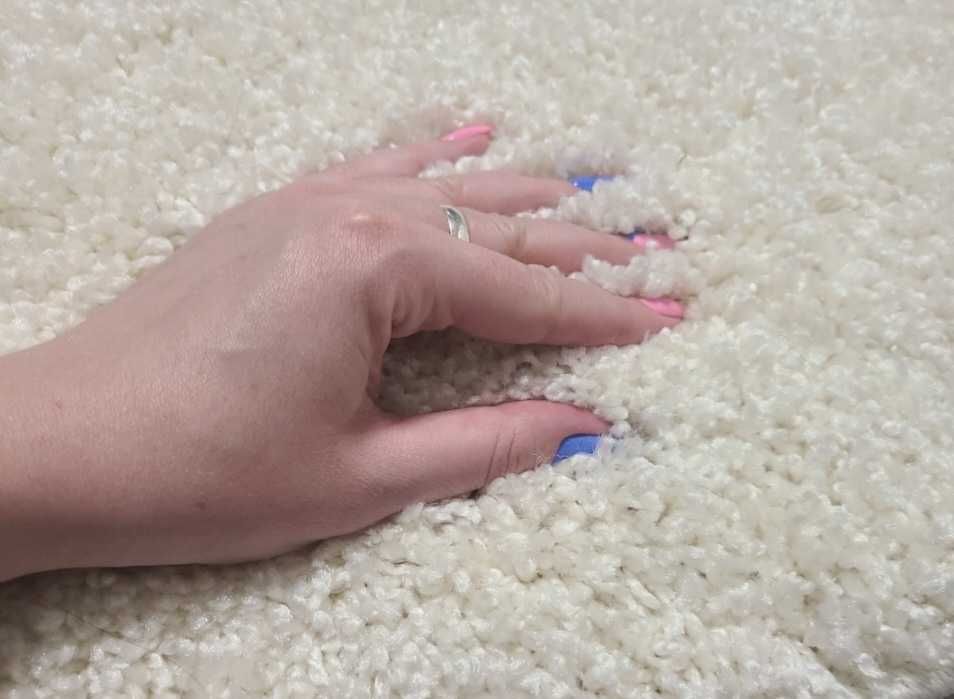 Ковёр/ палас овальный белый