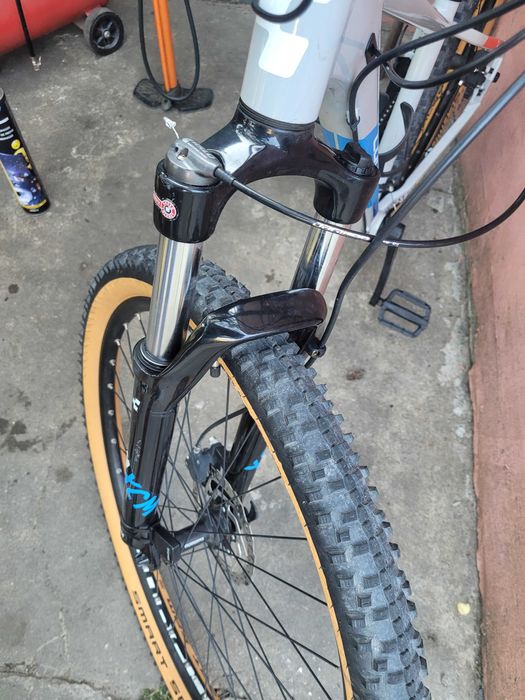 Bicicleta cube 27.5 S