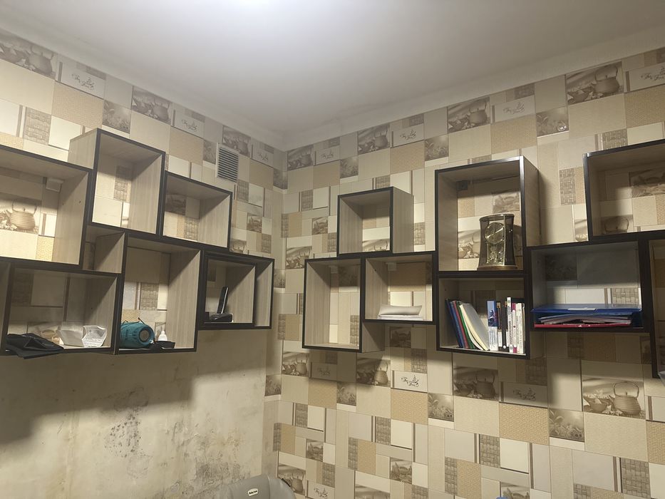 Китоб учун полкалар