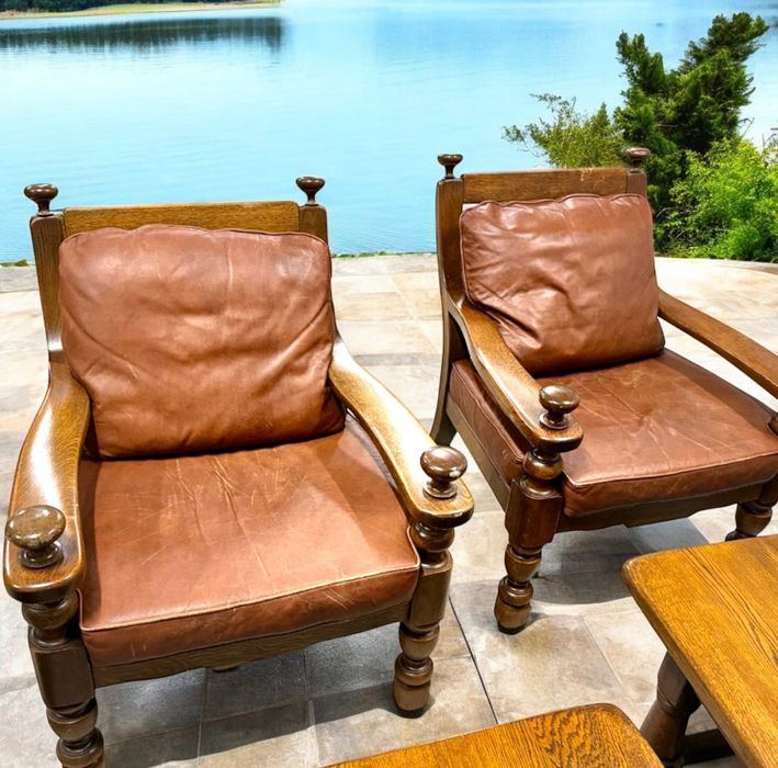 Елегантен комплект мебели от масивно дърво с естествена кожа