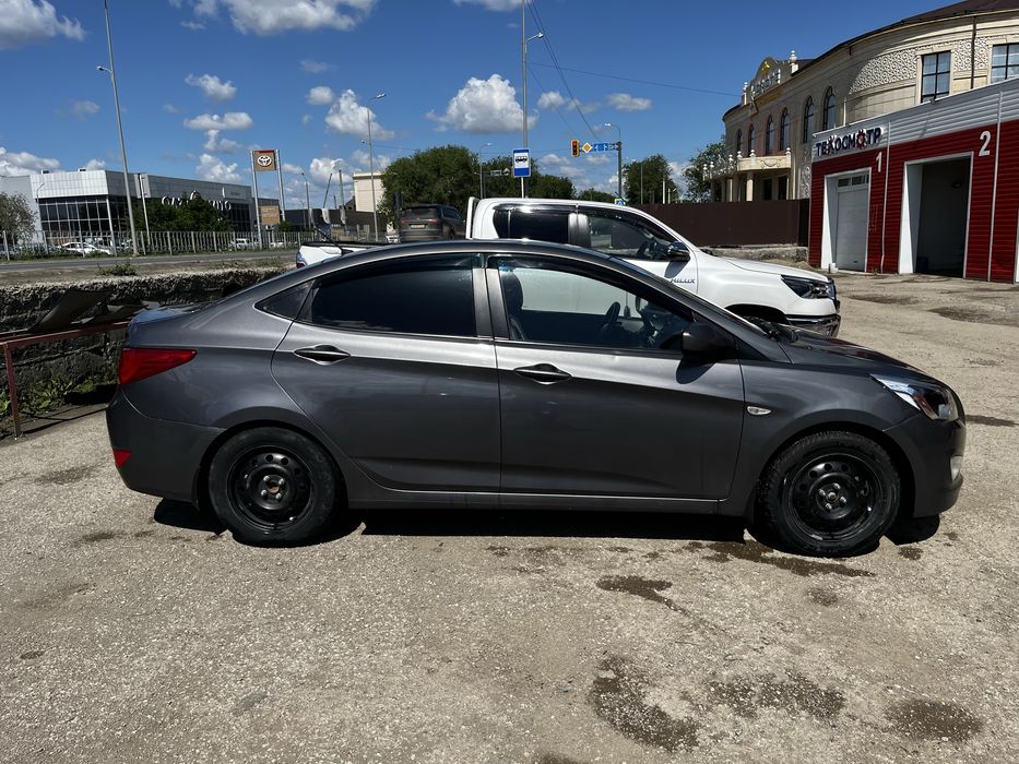 Hyundai Accent 2015 рестайлинг, 1.6, автомат