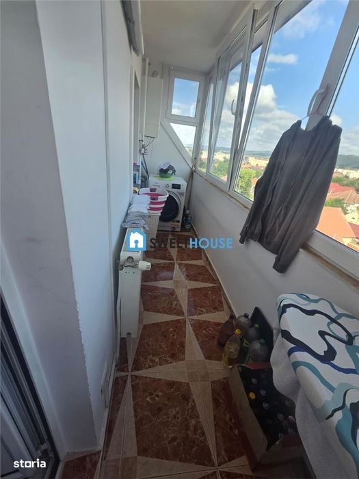 Apartament cu trei camere renovat zona Campului