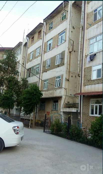Жай сатылады 23 микрорайон гор отдел каснда жолдын бойында